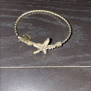 A bracelet